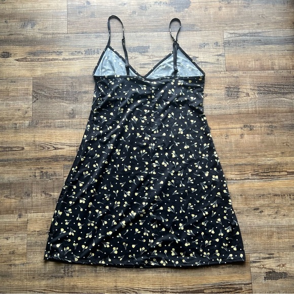 Marilyn Monroe Women's Black Yellow Floral Print Sleeveless Dress Sz Large - Picture 6 of 7